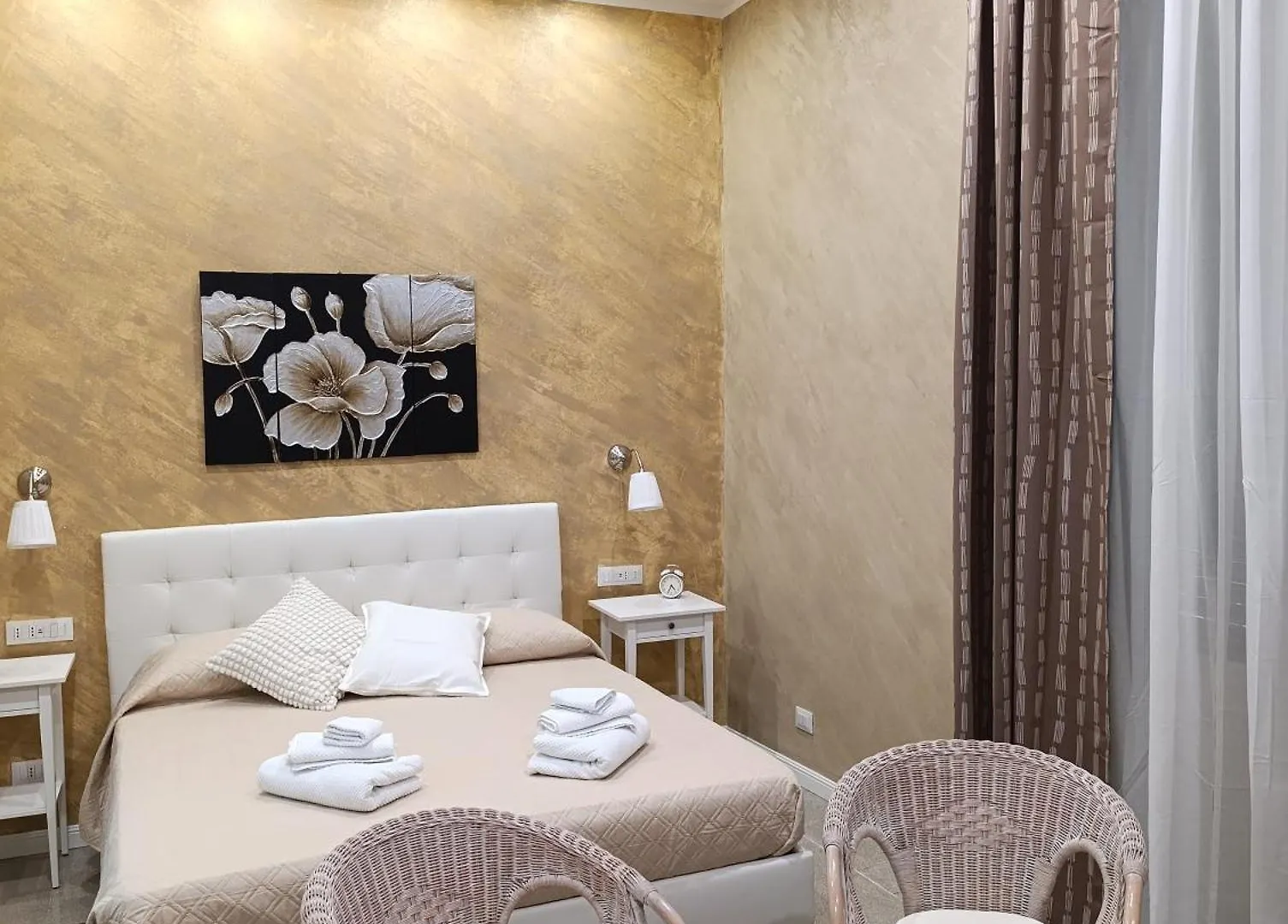 Anninedda Rooms Palermo Bed & Breakfast