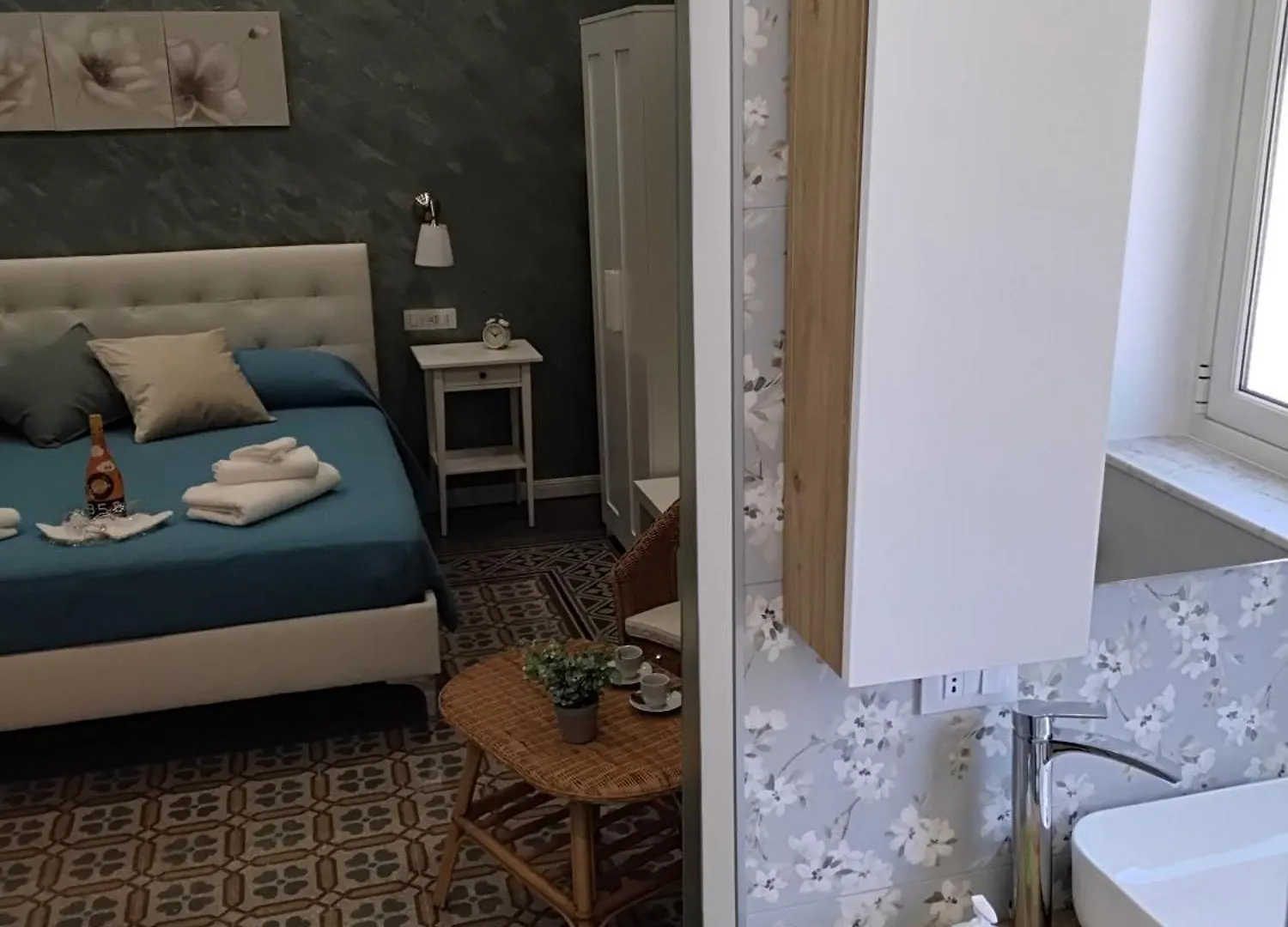 Anninedda Rooms Palermo 0*,  Italien